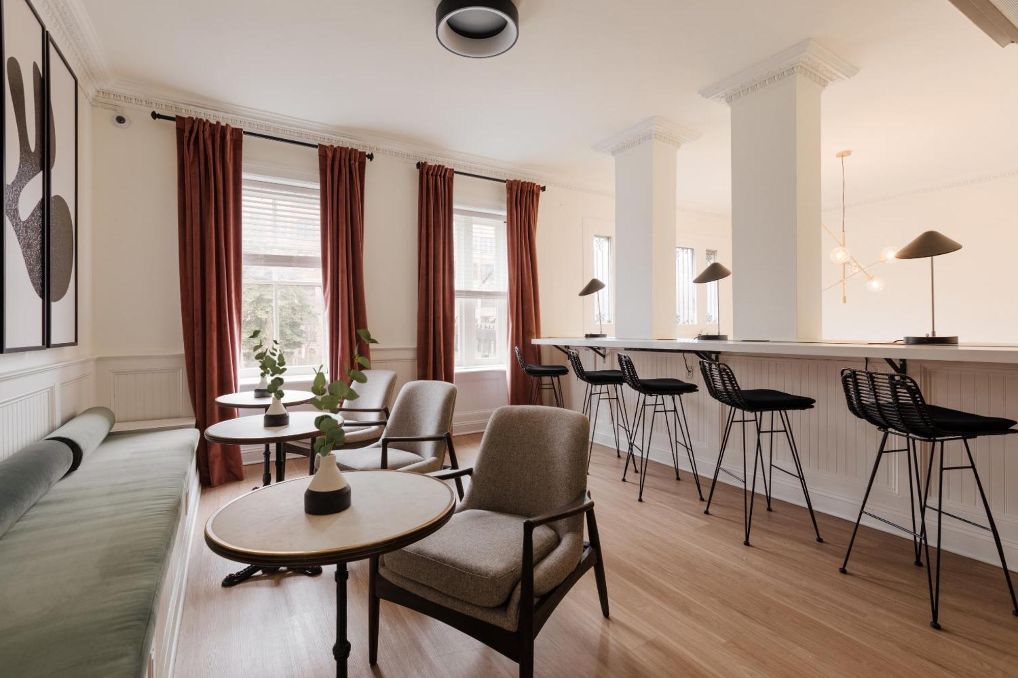 Dupont Circle Embassy Inn By Found 华盛顿哥伦比亚 外观 照片