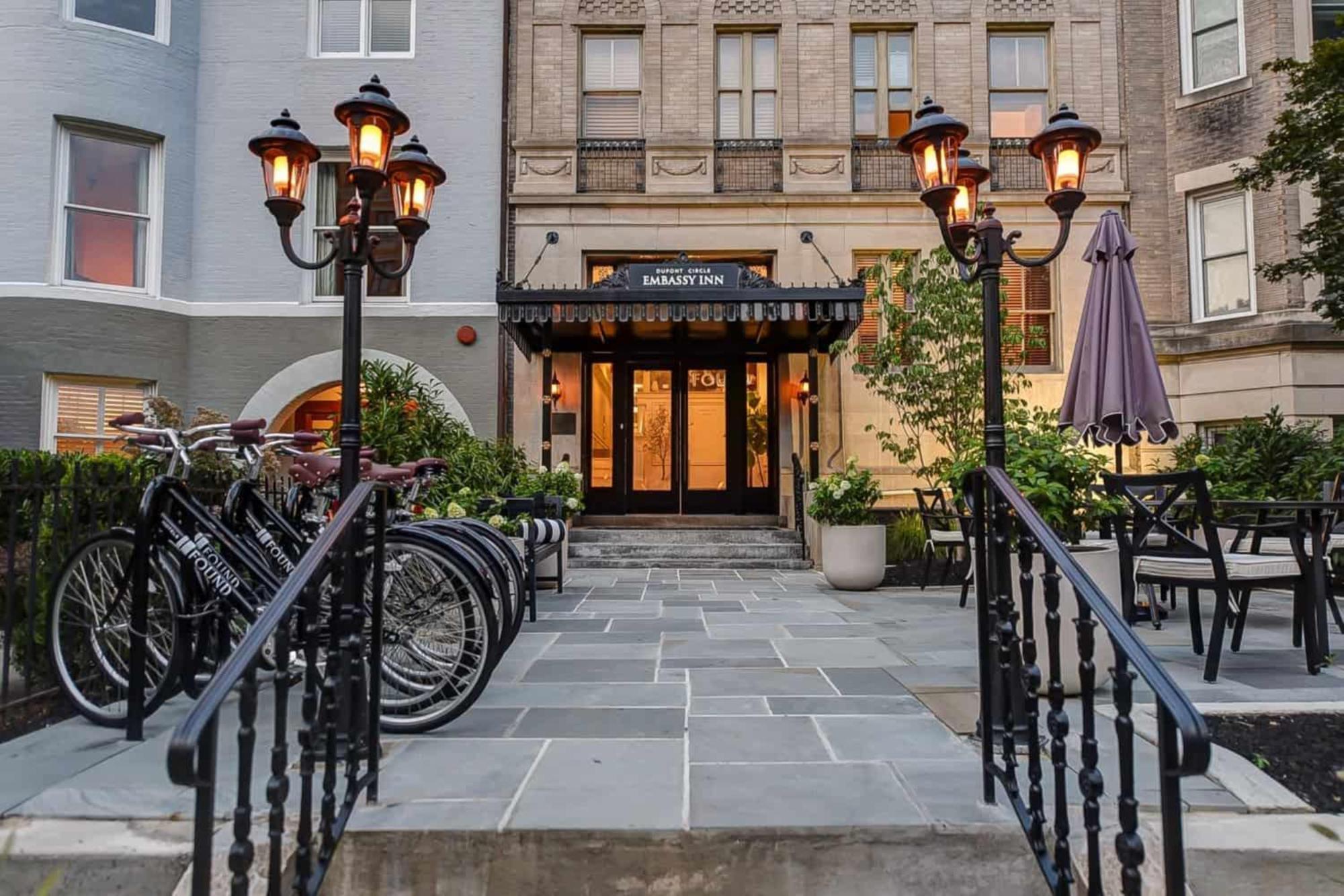 Dupont Circle Embassy Inn By Found 华盛顿哥伦比亚 外观 照片